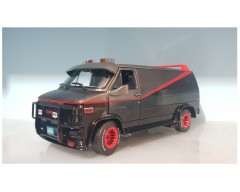 CAMIONETA GMC VANDURA LOS MAGNIFICOS ESCALA 1:18